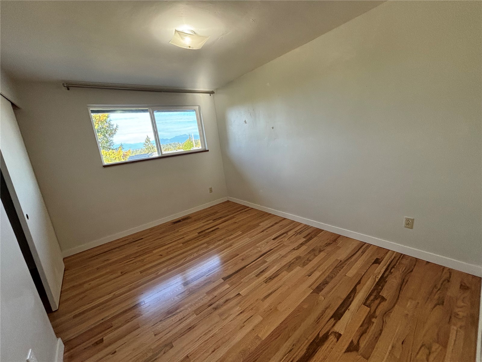 3257 Halverson Avenue Bremerton, WA 98310 - Photo 12 of 20