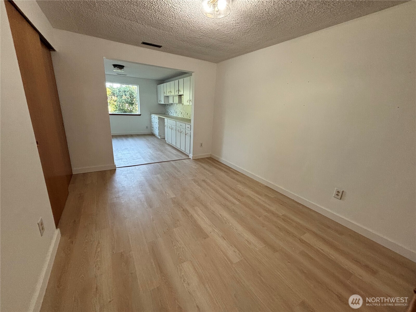 3257 Halverson Avenue Bremerton, WA 98310 - Photo 14 of 20