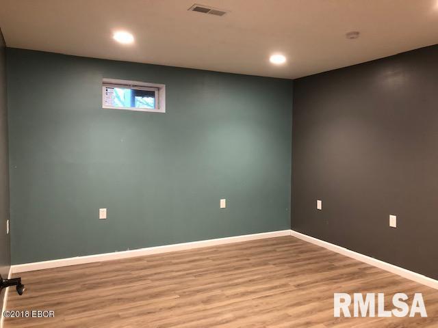13250 Cochran Road Marion, IL 62959 - Photo 14 of 26 Gallery Image 14
