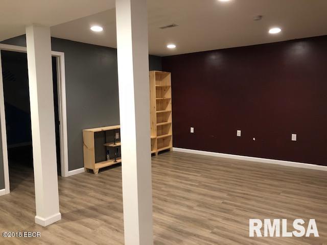 13250 Cochran Road Marion, IL 62959 - Photo 15 of 26 Gallery Image 15