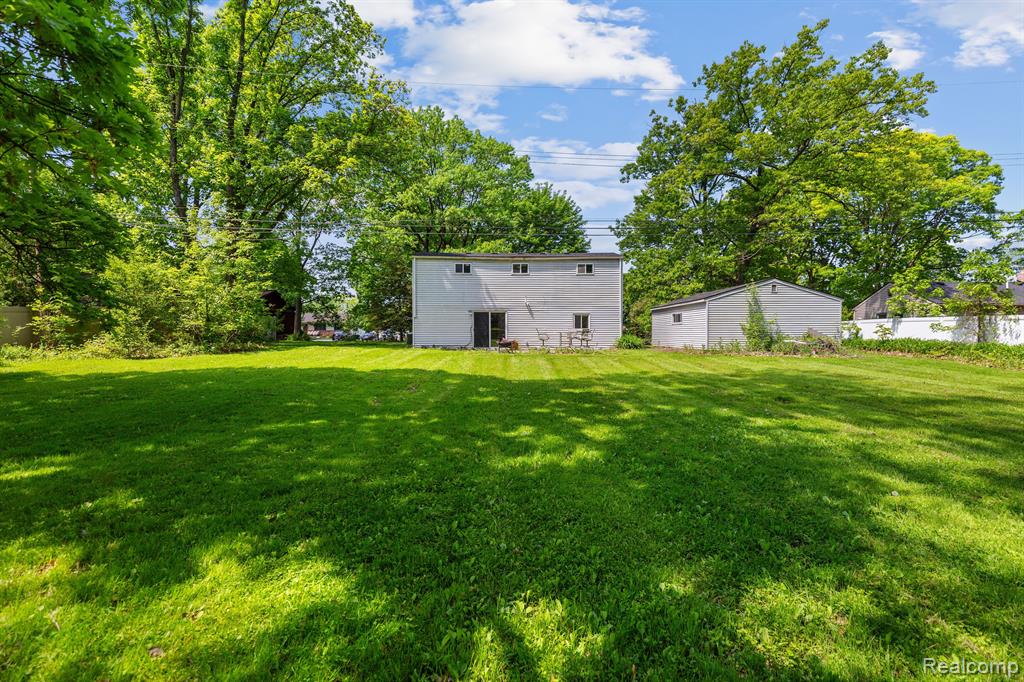 2685 Simpson Drive Rochester Hills, MI 48309 - Photo 8 of 29