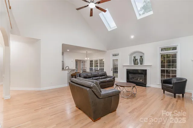 $559,900 | 2723 Sawgrass Ridge Place, Charlotte, NC 28269