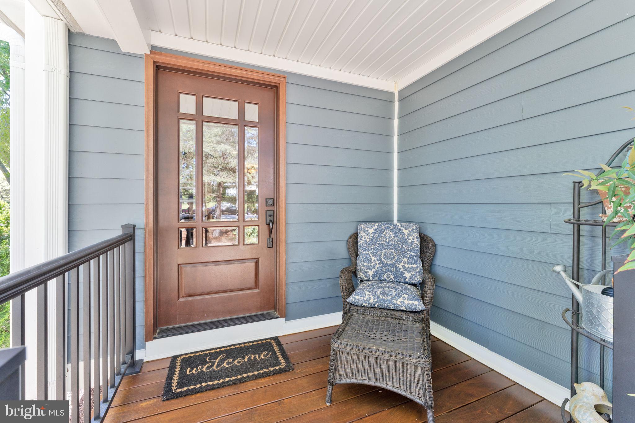 501 Ridge Road Southwest Vienna, VA 22180 - Photo 6 of 54 a view of porch with seating space