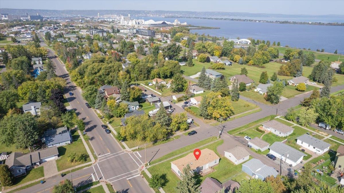 420 6th Avenue East Superior, WI 54880 - Photo 2 of 23