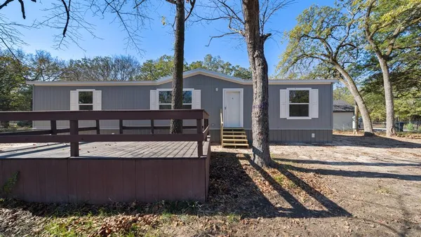 $1,850 | 207 Woody Road, Mabank, TX 75156