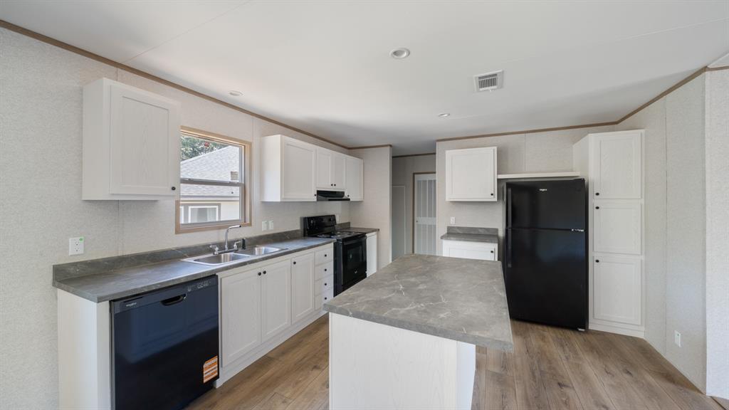 207 Woody Road Mabank, TX 75156 - Photo 10 of 24