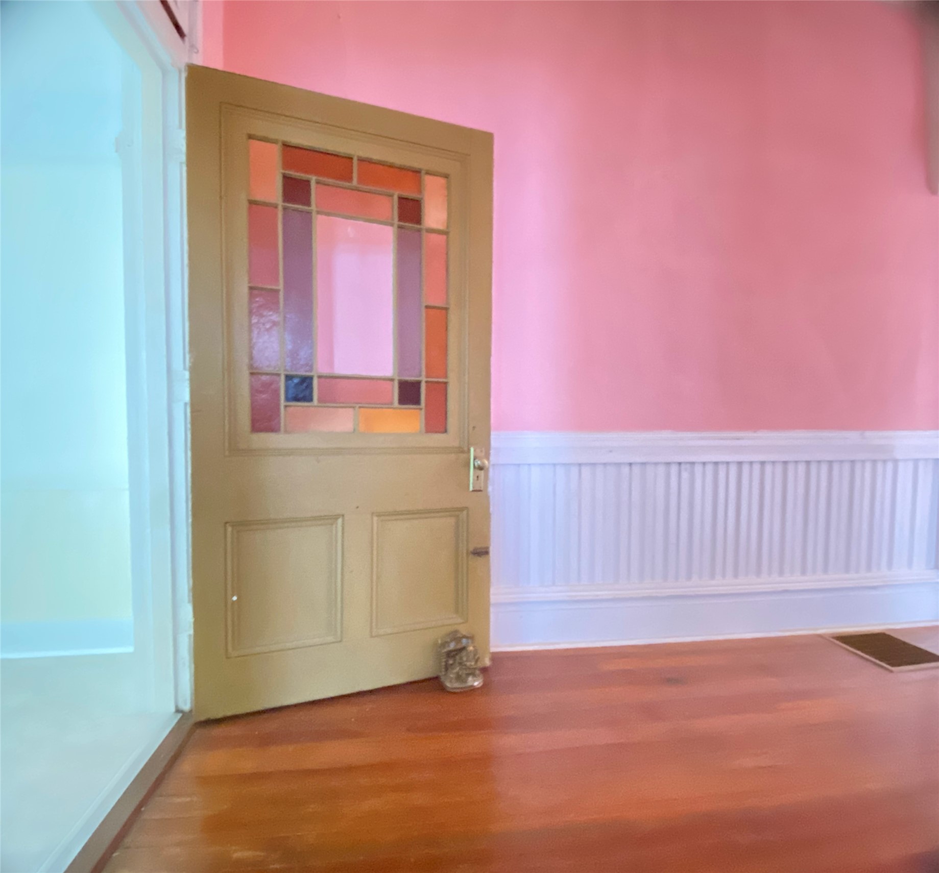223 East Robert Toombs Avenue Washington, GA 30673 - Photo 20 of 46 a view of an empty room