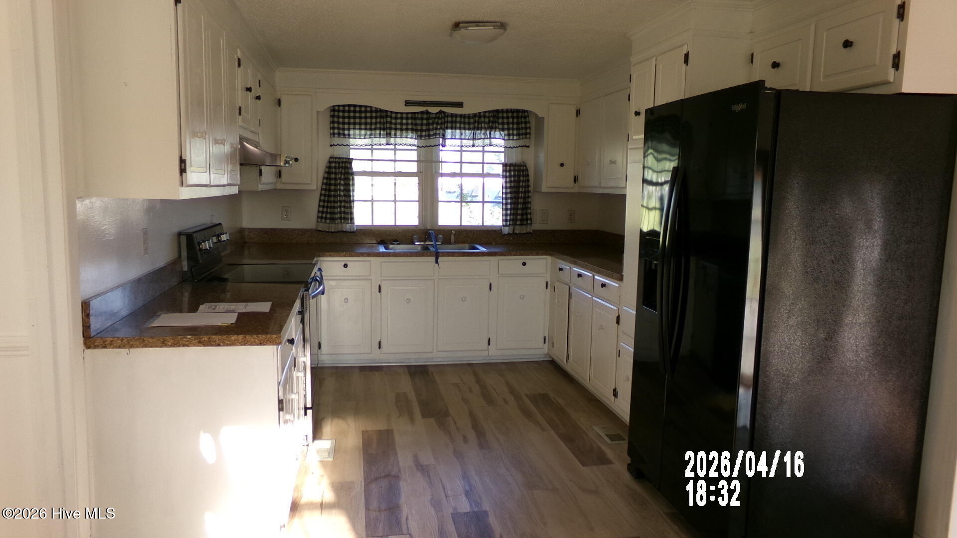 207 North Kennedy Road Beulaville, NC 28518 - Photo 7 of 18 Kitchen