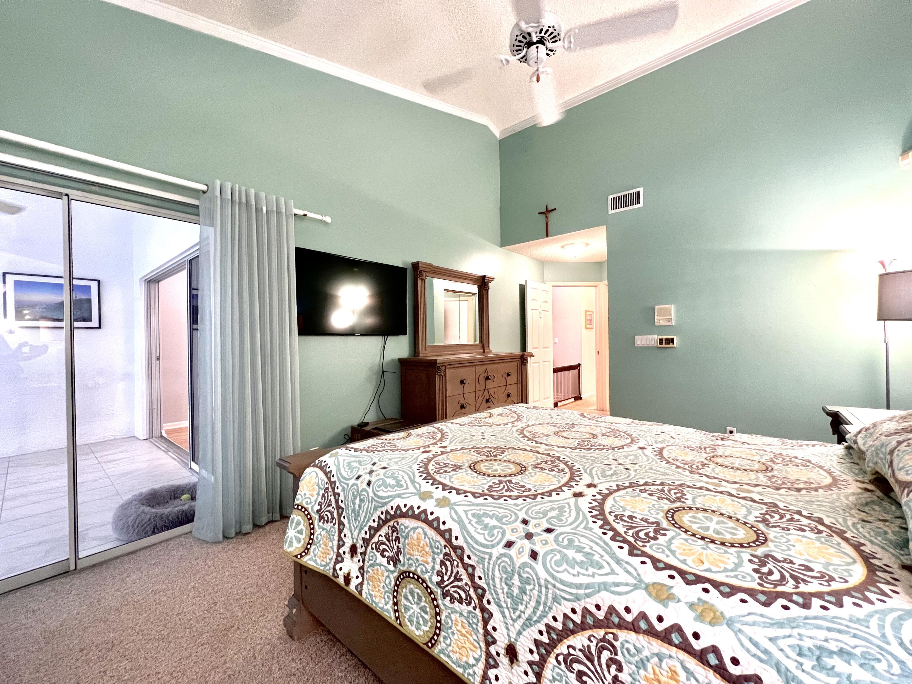 17262 Boca Club Boulevard, Unit 2406 Boca Raton, FL 33487 - Photo 27 of 45 916C83FA-92A8-47B9-9408-E143470F6A8E