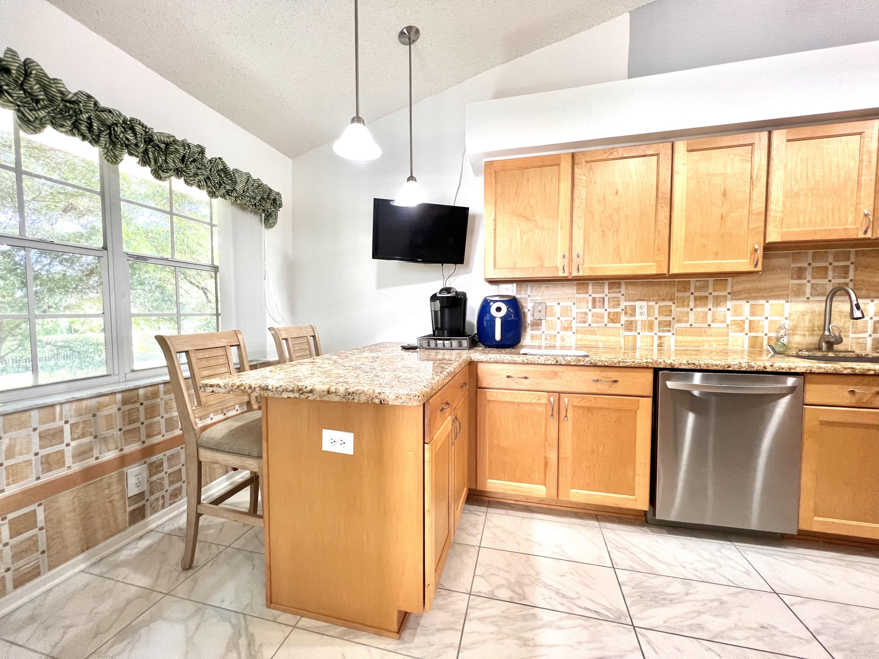 17262 Boca Club Boulevard, Unit 2406 Boca Raton, FL 33487 - Photo 38 of 45 0D280124-5598-4291-A6D7-524615F5443C