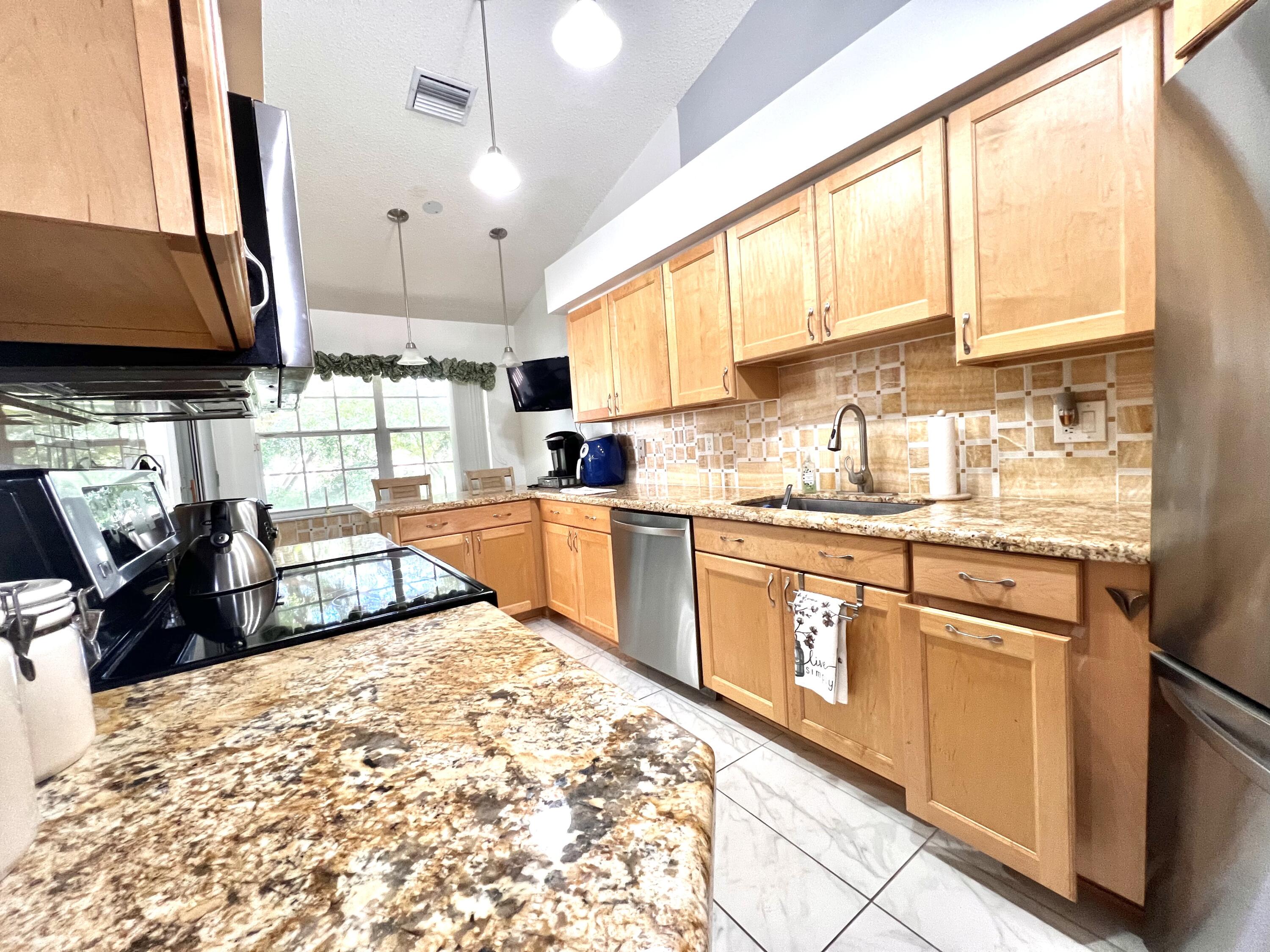 17262 Boca Club Boulevard, Unit 2406 Boca Raton, FL 33487 - Photo 39 of 45 412B8B20-A1DC-4638-9CC7-44AAB82889AA