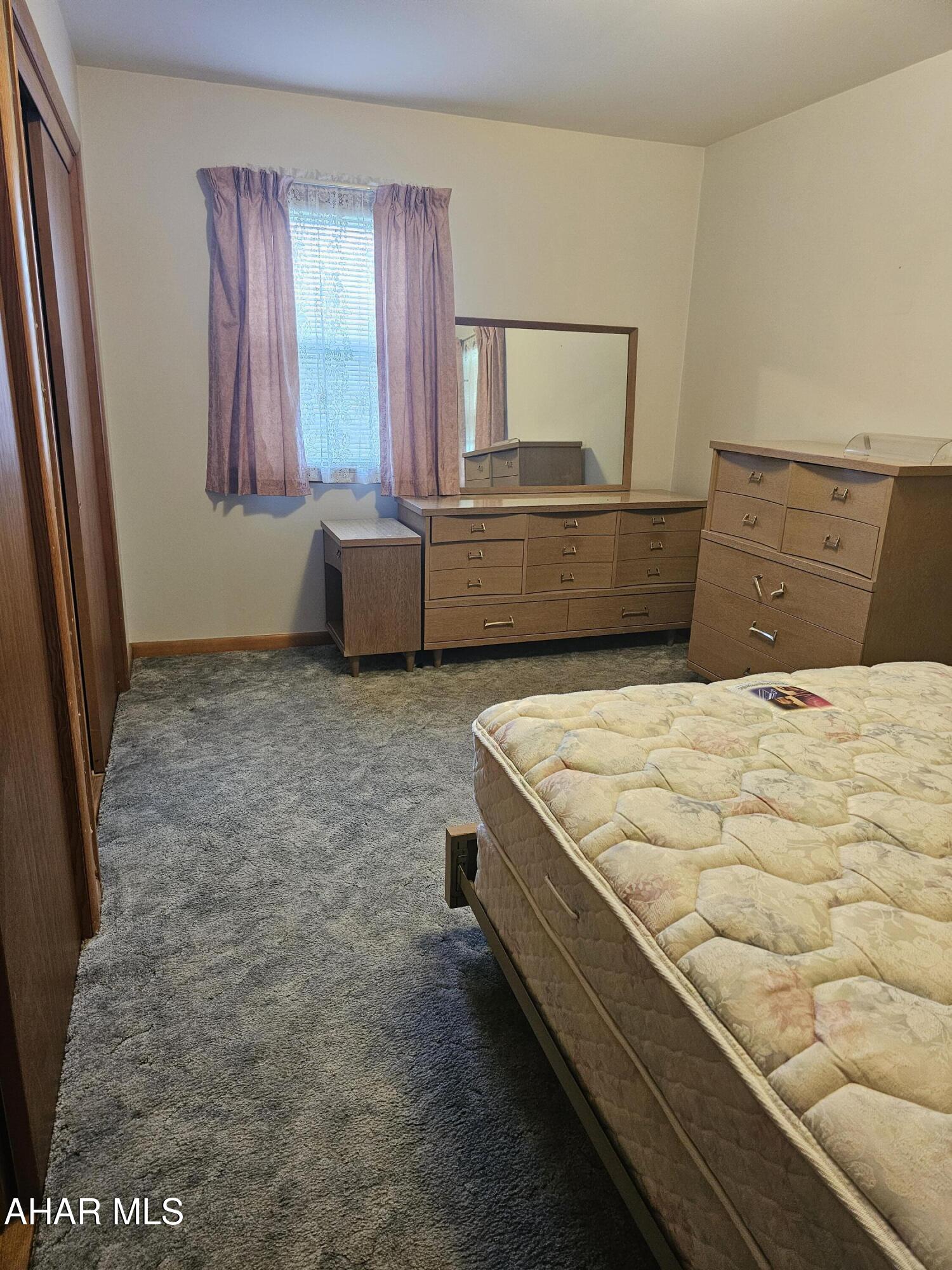 801 James Street Roaring Spring, PA 16673 - Photo 17 of 27