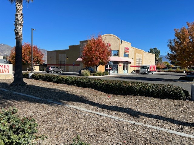 1300 South San Jacinto Avenue San Jacinto, CA 92583 - Photo 8 of 12 a view of a house with a yard