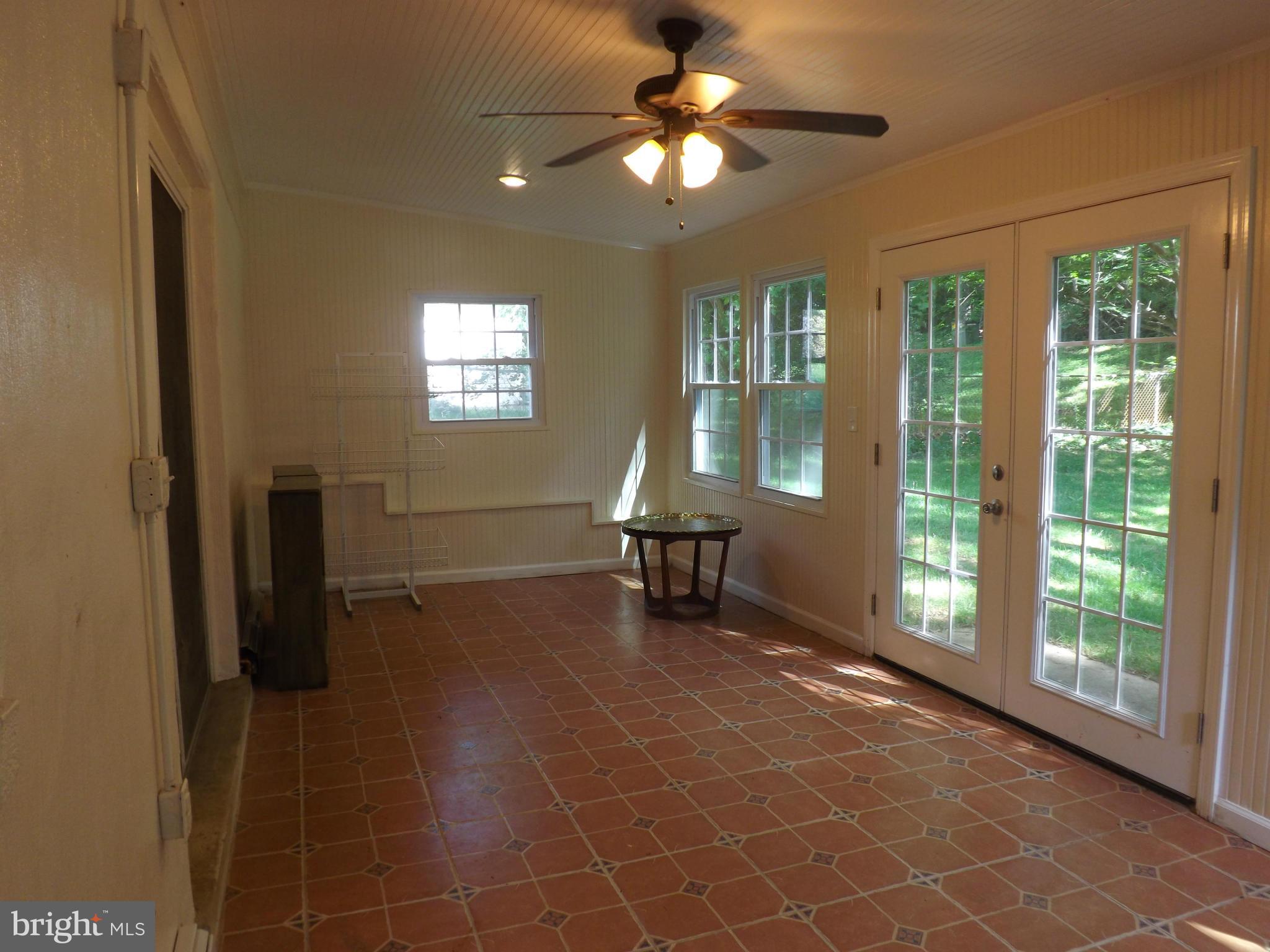 3919 Findley Road Woodbridge, VA 22193 - Photo 19 of 24 Interior (General)