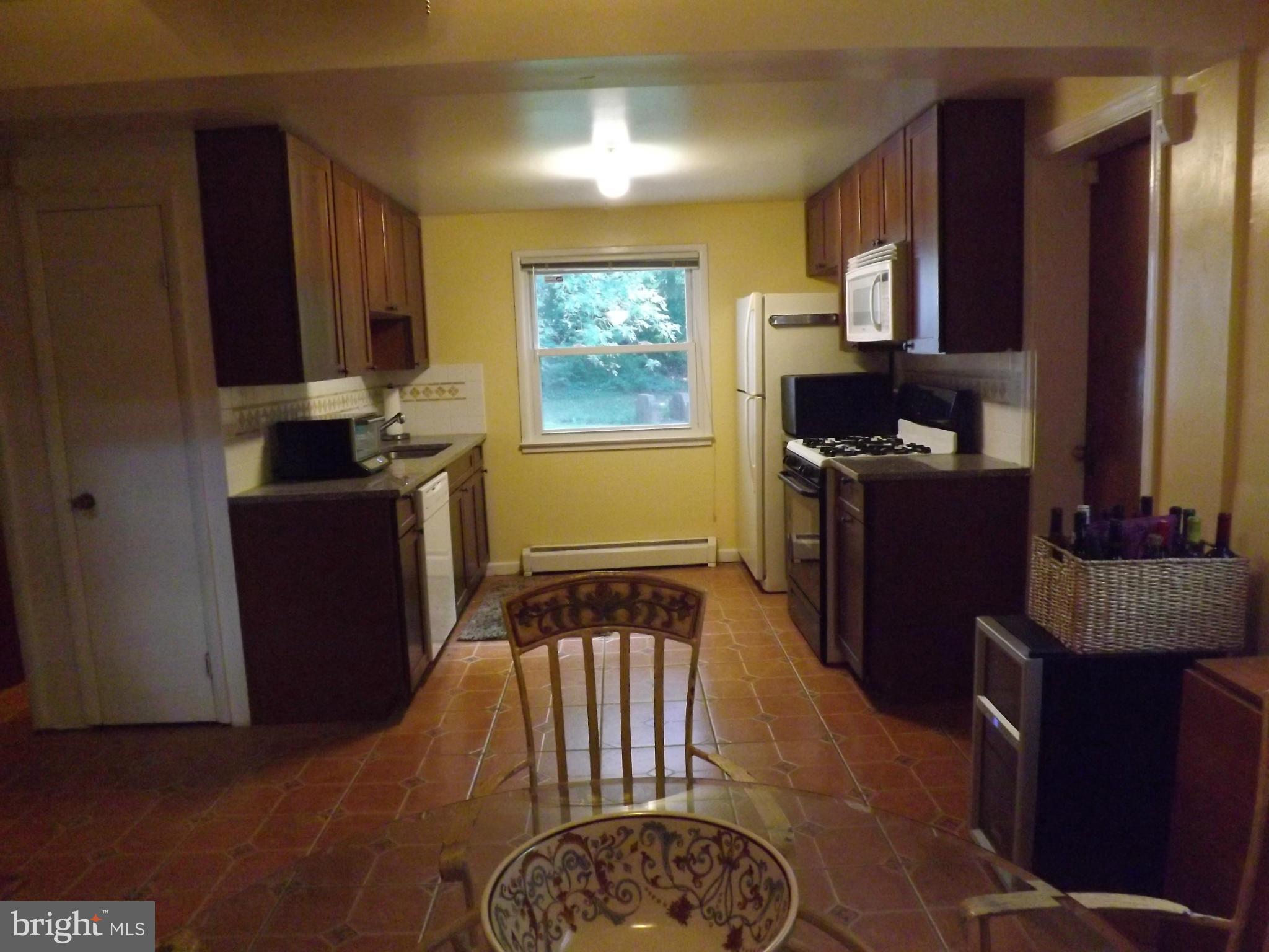 3919 Findley Road Woodbridge, VA 22193 - Photo 8 of 24 Kitchen