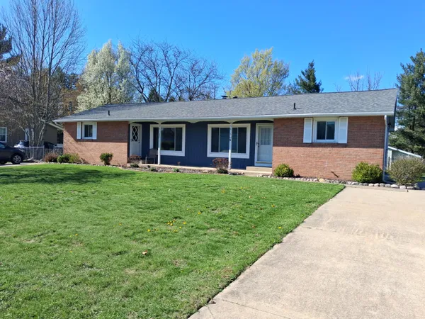 $414,900 | 5817 Country View Drive, Allendale, MI 49401