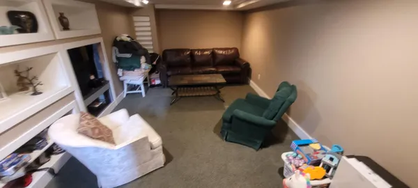 $414,900 | 5817 Country View Drive, Allendale, MI 49401