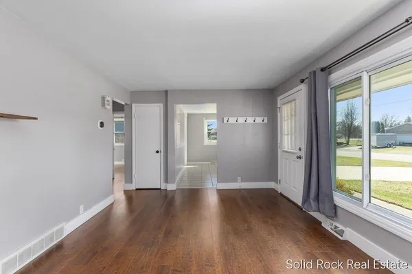 $414,900 | 5817 Country View Drive, Allendale, MI 49401
