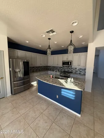 $600,000 | 40332 North High Noon Way, Phoenix, AZ 85086