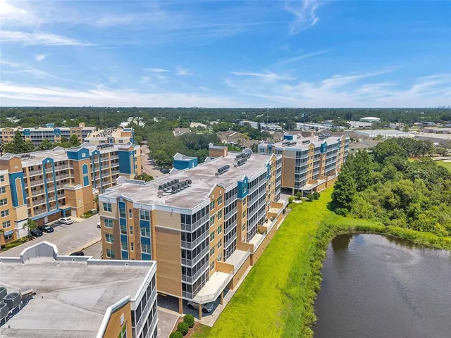 $530,000 | 960 Starkey Road, Unit 8206, Largo, FL 33771