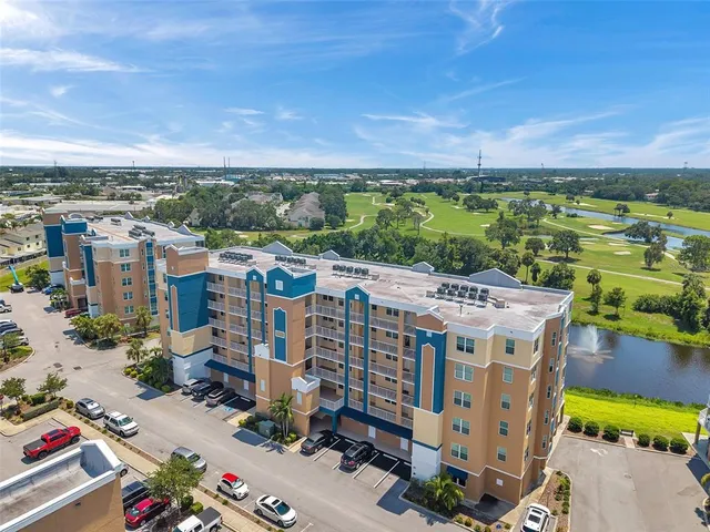 $530,000 | 960 Starkey Road, Unit 8206, Largo, FL 33771