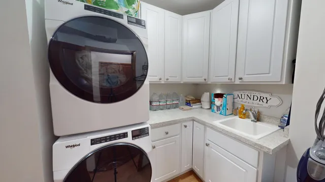 $270,000 | 212 North Broadway Avenue, Unit C1, Albert Lea, MN 56007