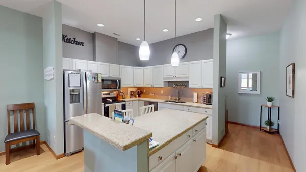 $264,900 | 212 North Broadway Avenue, Unit C1, Albert Lea, MN 56007