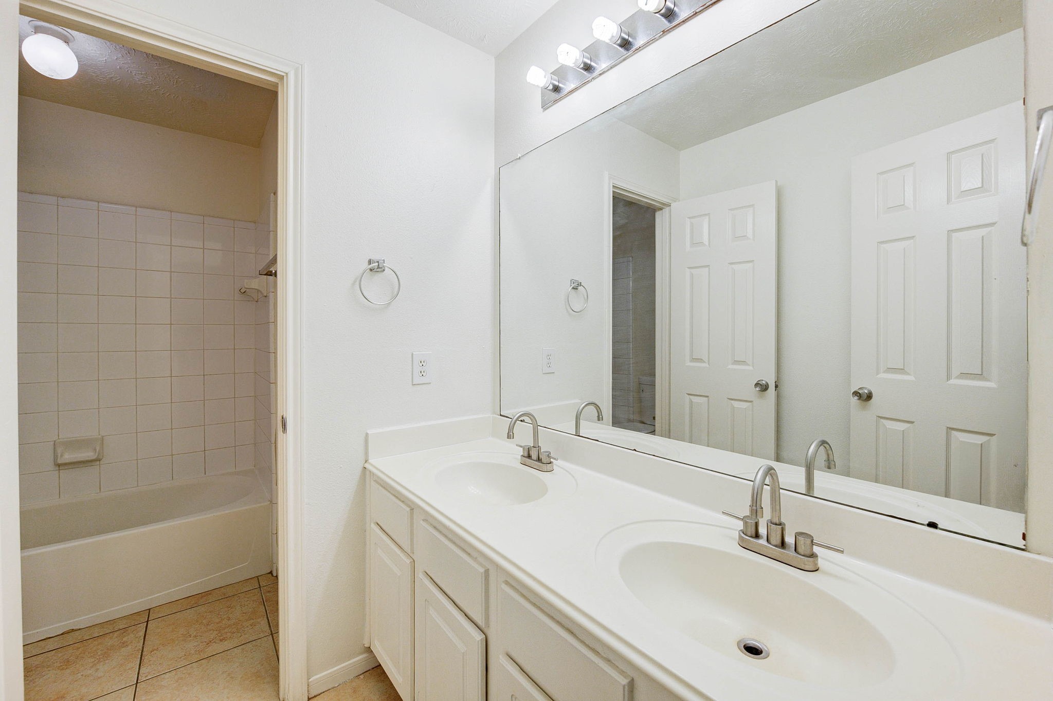 1326 Chesterpoint Drive Spring, TX 77386 - Photo 34 of 40