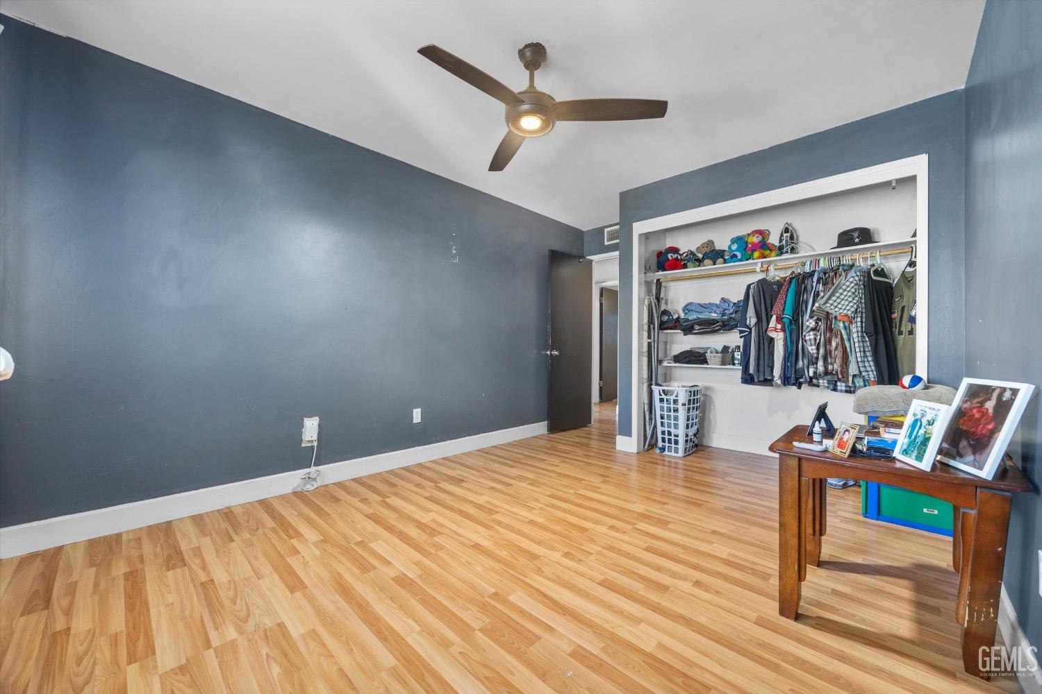 Undisclosed Address Bakersfield, CA 93309 - Photo 25 of 36 a view of livingroom with furniture