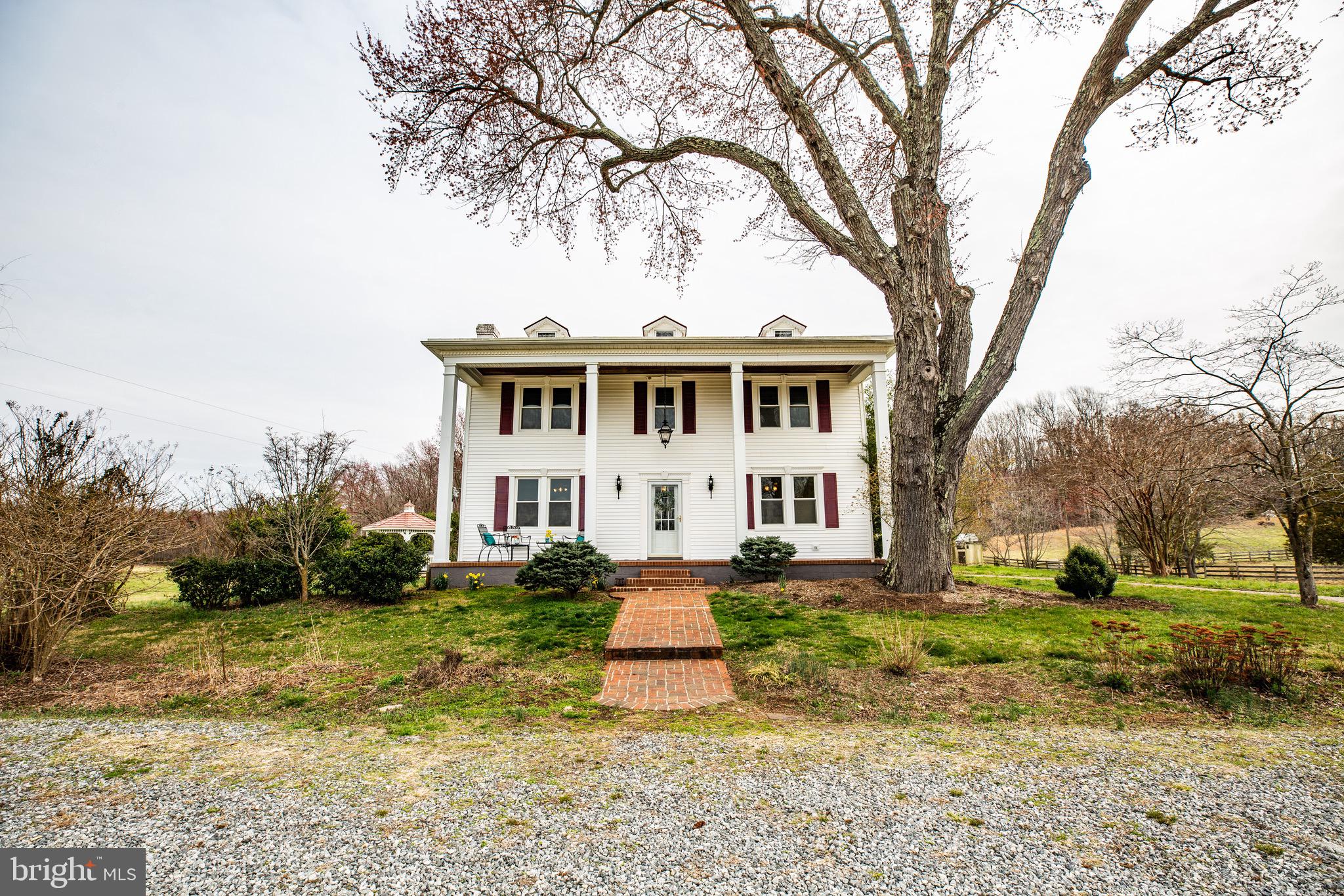 504 Poplar Road Fredericksburg, VA 22406 - Photo 2 of 61 Welcome home to Poplar Road