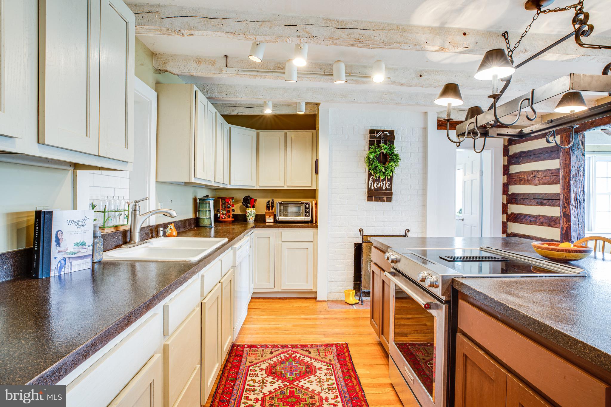 504 Poplar Road Fredericksburg, VA 22406 - Photo 13 of 61 The kitchen is the heart of this home