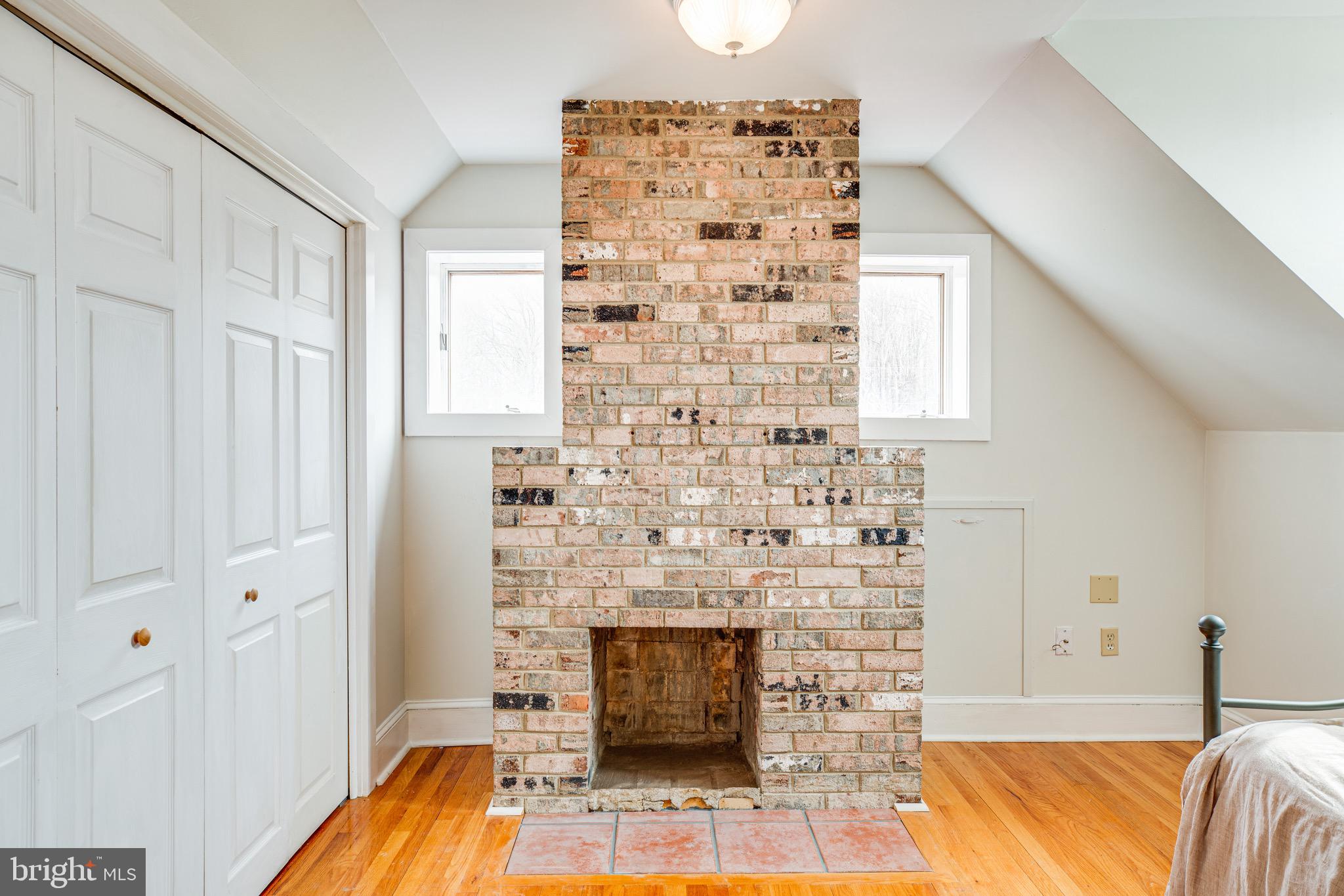 504 Poplar Road Fredericksburg, VA 22406 - Photo 36 of 61 A fireplace in the bedroom is perfect