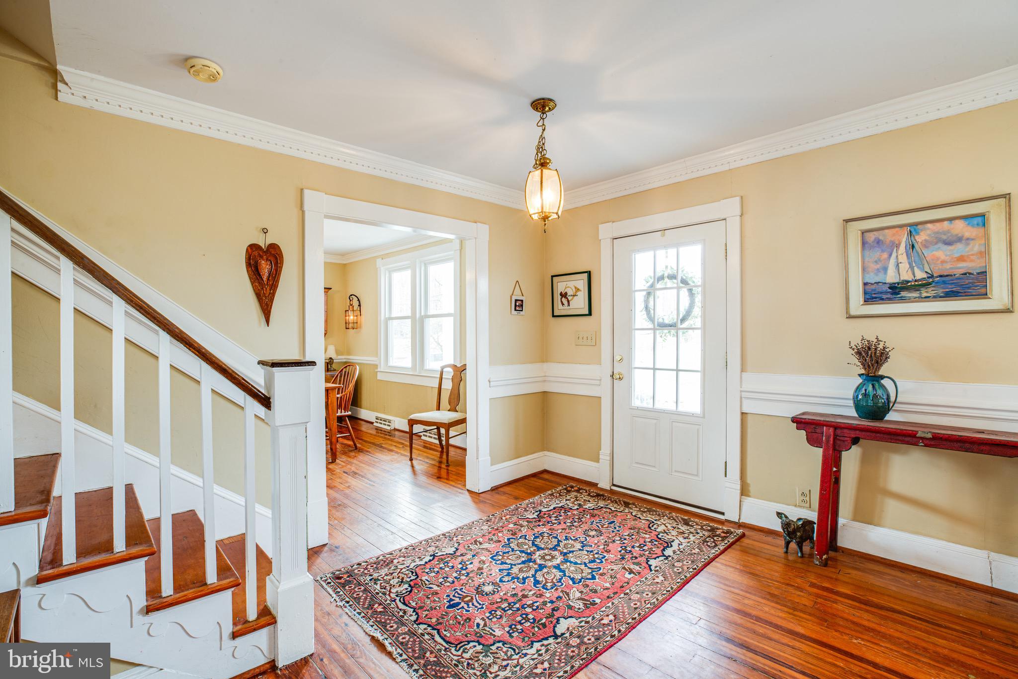 504 Poplar Road Fredericksburg, VA 22406 - Photo 6 of 61 Gleaming hardwood floors shine