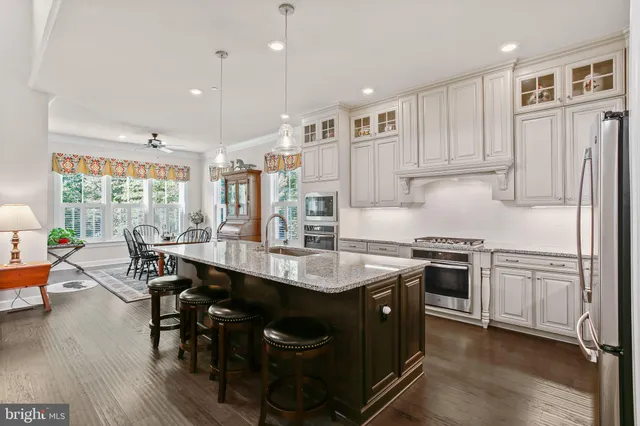 $1,300,000 | 136 Greentree Farm Drive, Dickerson, MD 20842