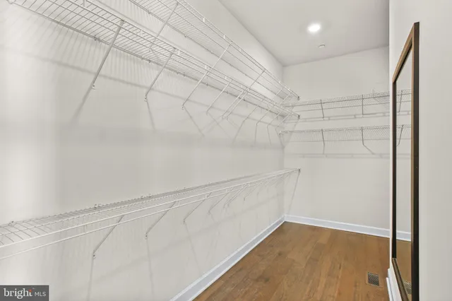 $1,300,000 | 136 Greentree Farm Drive, Dickerson, MD 20842