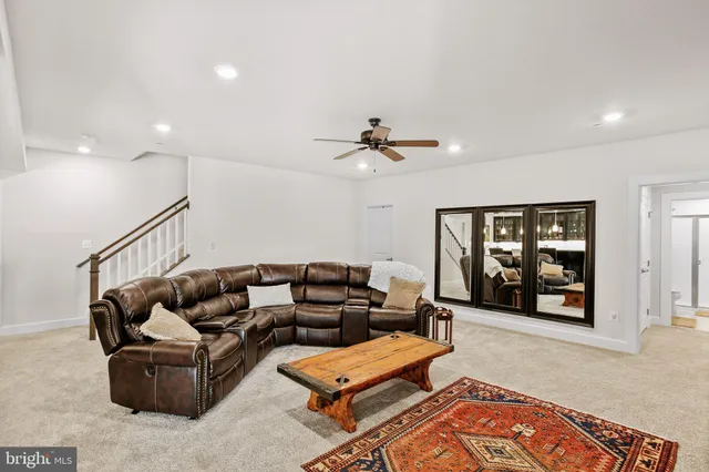 $1,300,000 | 136 Greentree Farm Drive, Dickerson, MD 20842