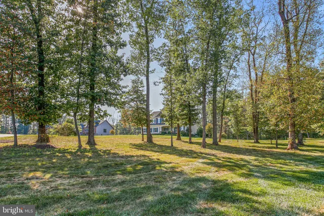 $1,300,000 | 136 Greentree Farm Drive, Dickerson, MD 20842