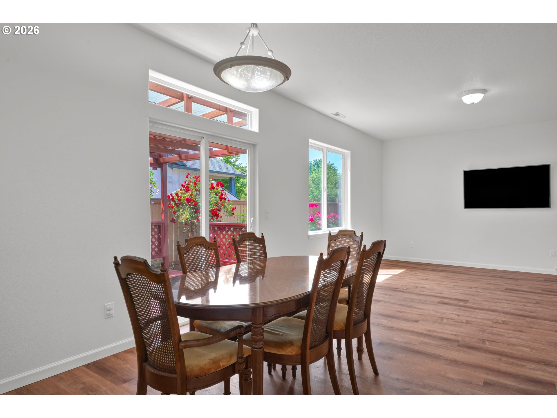 1338 Colton Way Eugene, OR 97402 - Photo 10 of 29