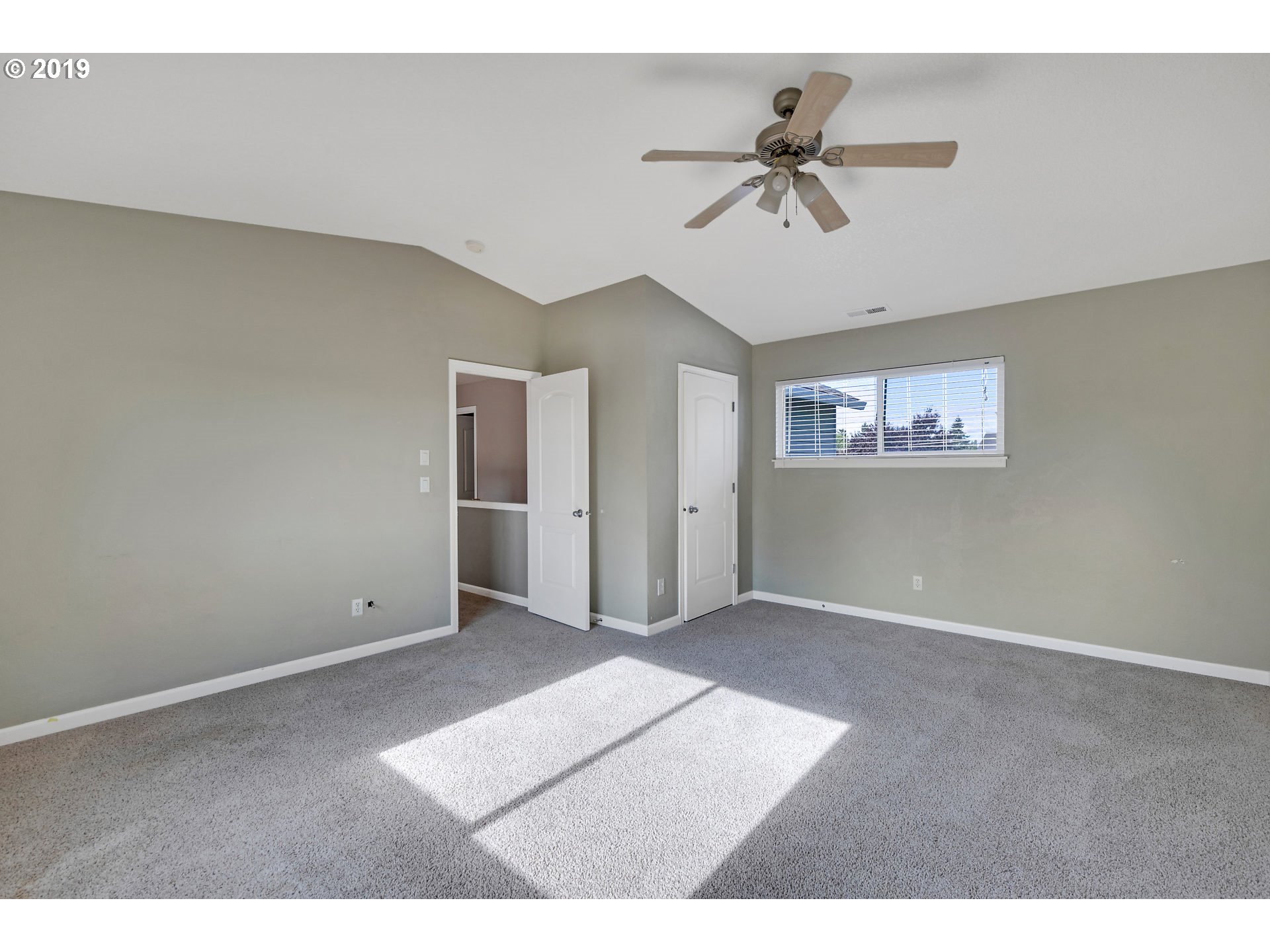 4466 5th Street Hubbard, OR 97032 - Photo 12 of 20 Gallery Image 12