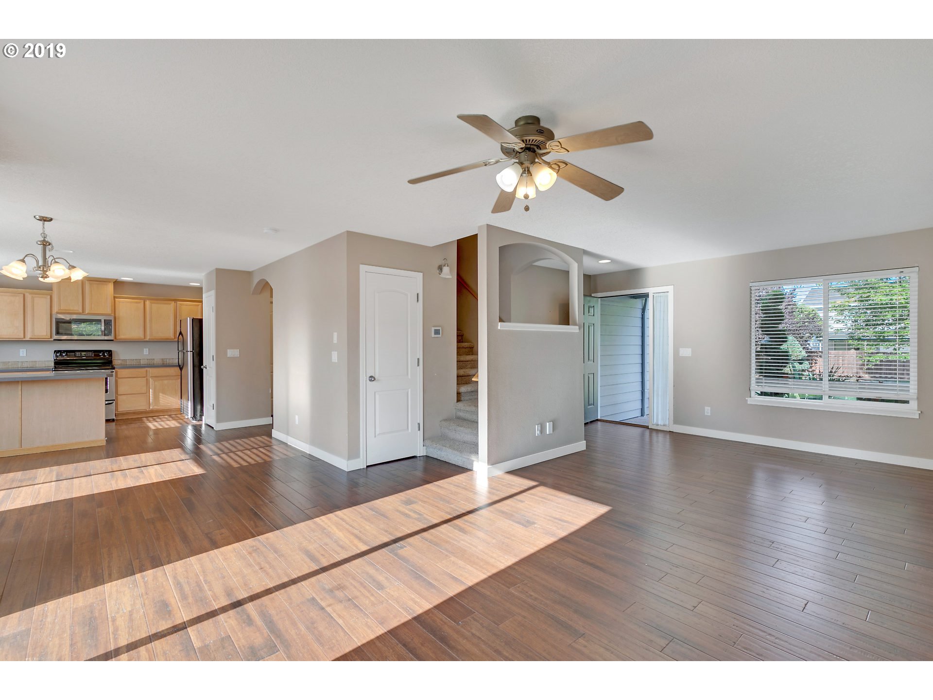 4466 5th Street Hubbard, OR 97032 - Photo 4 of 20 Gallery Image 4