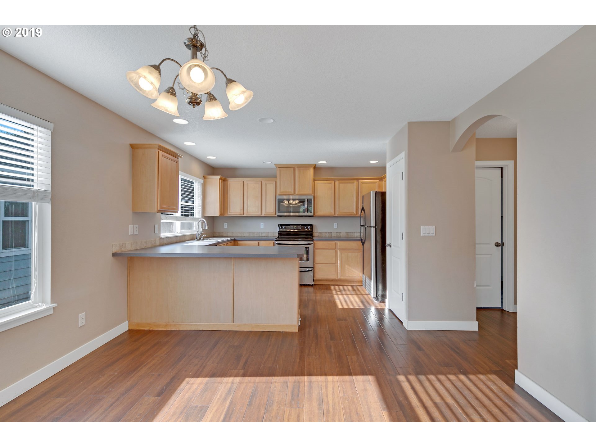 4466 5th Street Hubbard, OR 97032 - Photo 5 of 20 Gallery Image 5