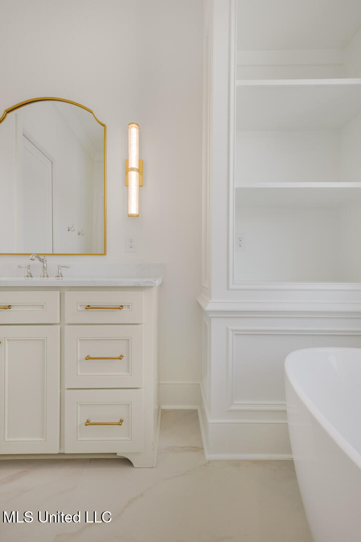 357 Butler Road Ocean Springs, MS 39564 - Photo 14 of 25 Bathroom