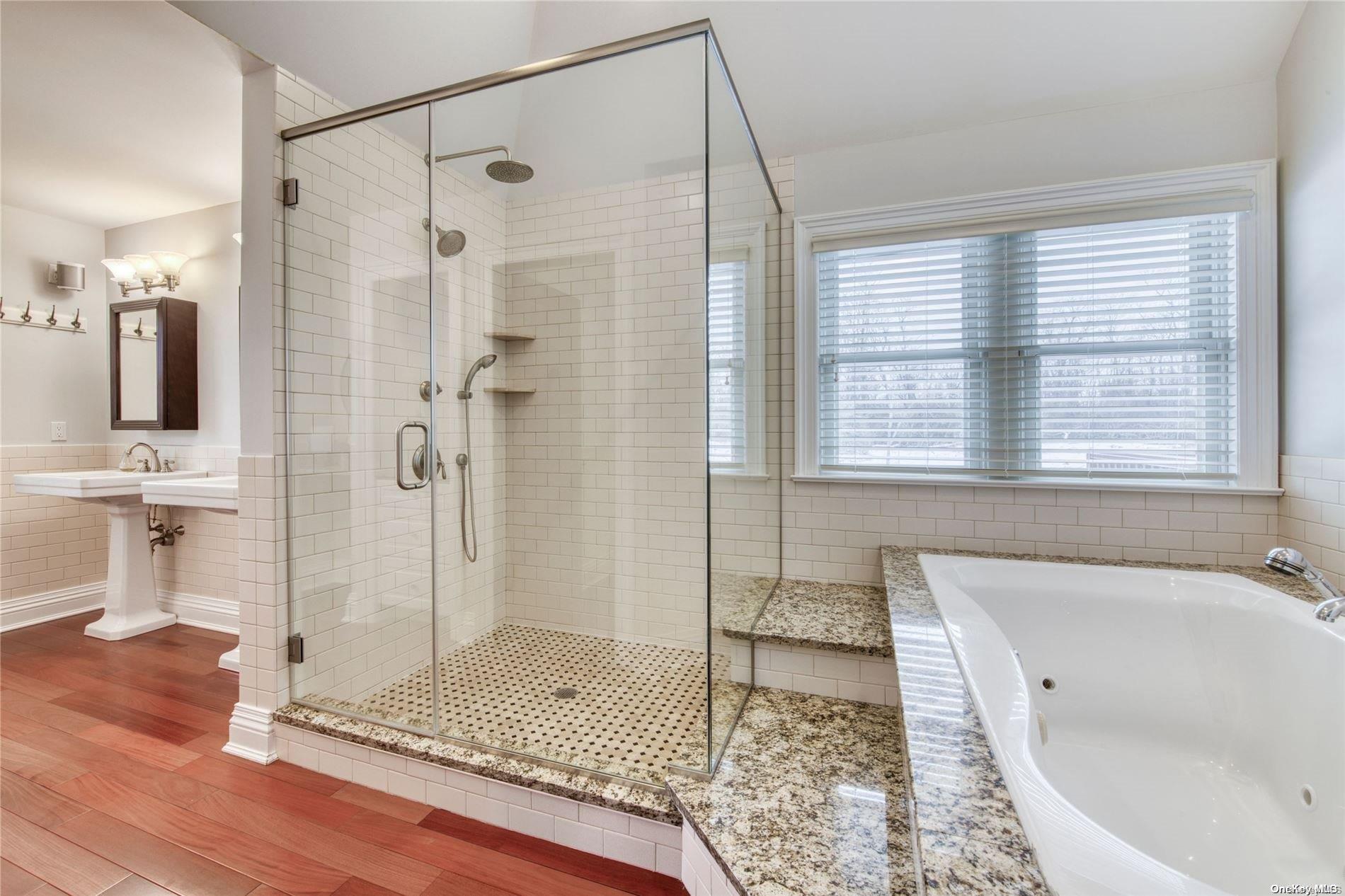 2055 Grandview Drive Orient, NY 11957 - Photo 17 of 28 Primary Bath