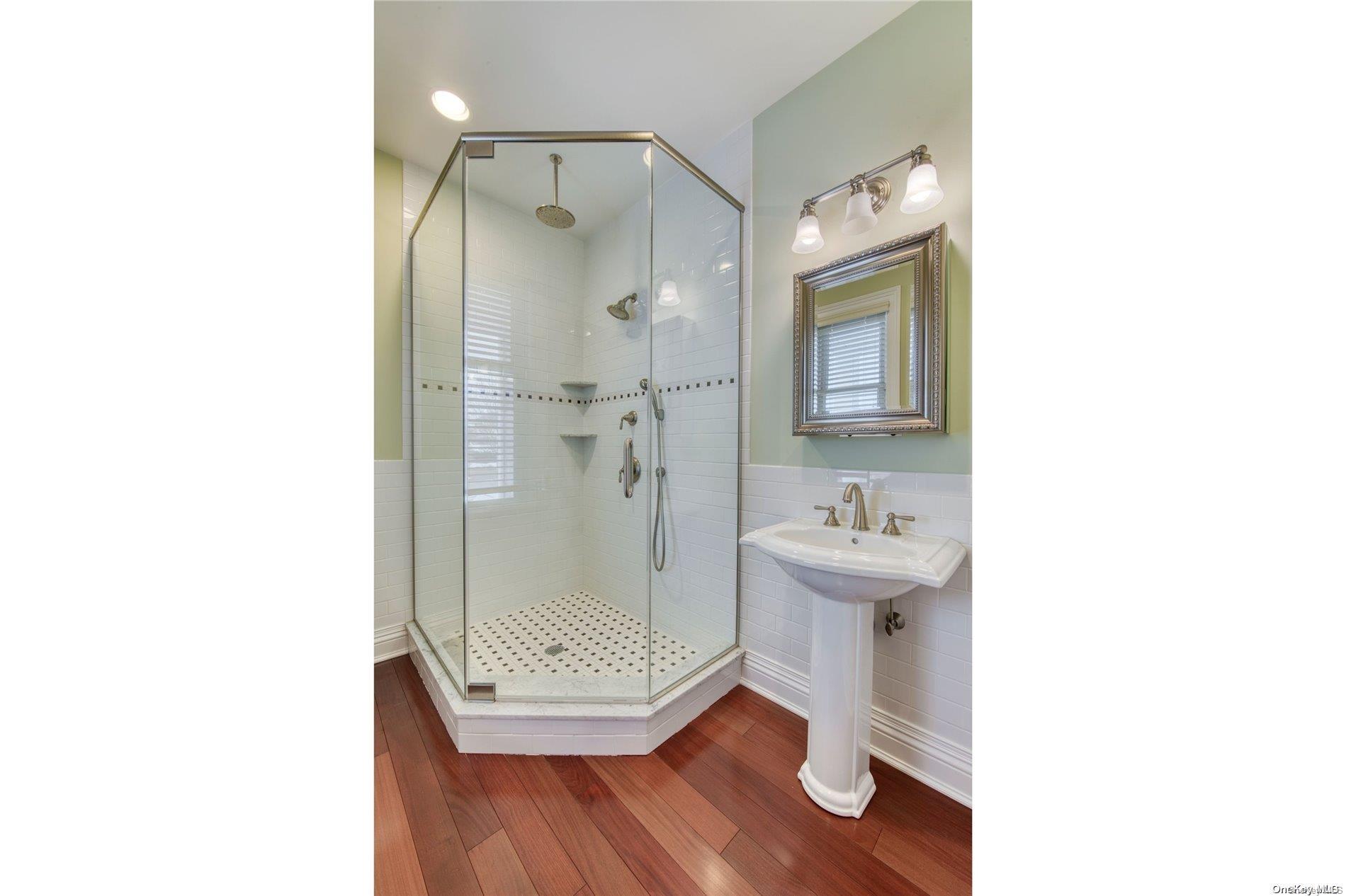 2055 Grandview Drive Orient, NY 11957 - Photo 21 of 28 Guest Bath