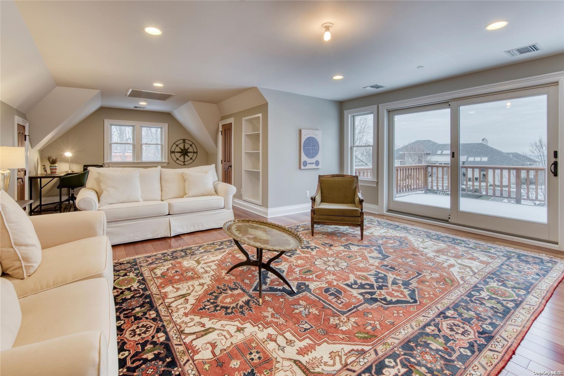 2055 Grandview Drive Orient, NY 11957 - Photo 22 of 28 2nd Landing and Sitting Area
