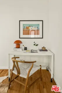 $1,995,000 | 2477 Walnut Avenue, Venice, CA 90291