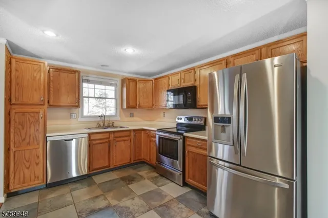 $4,400 | 540 Centre Street, South Orange, NJ 07079