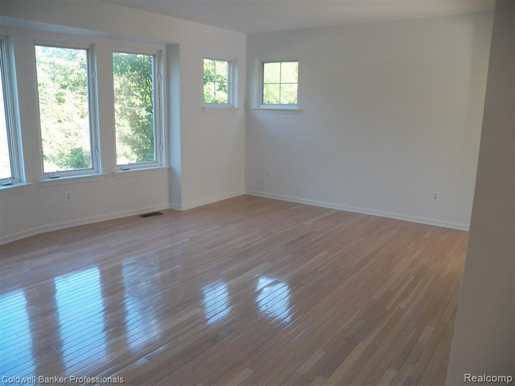 1742 South Maple Road Ann Arbor, MI 48103 - Photo 10 of 17 101_0689 - Copy.JPG