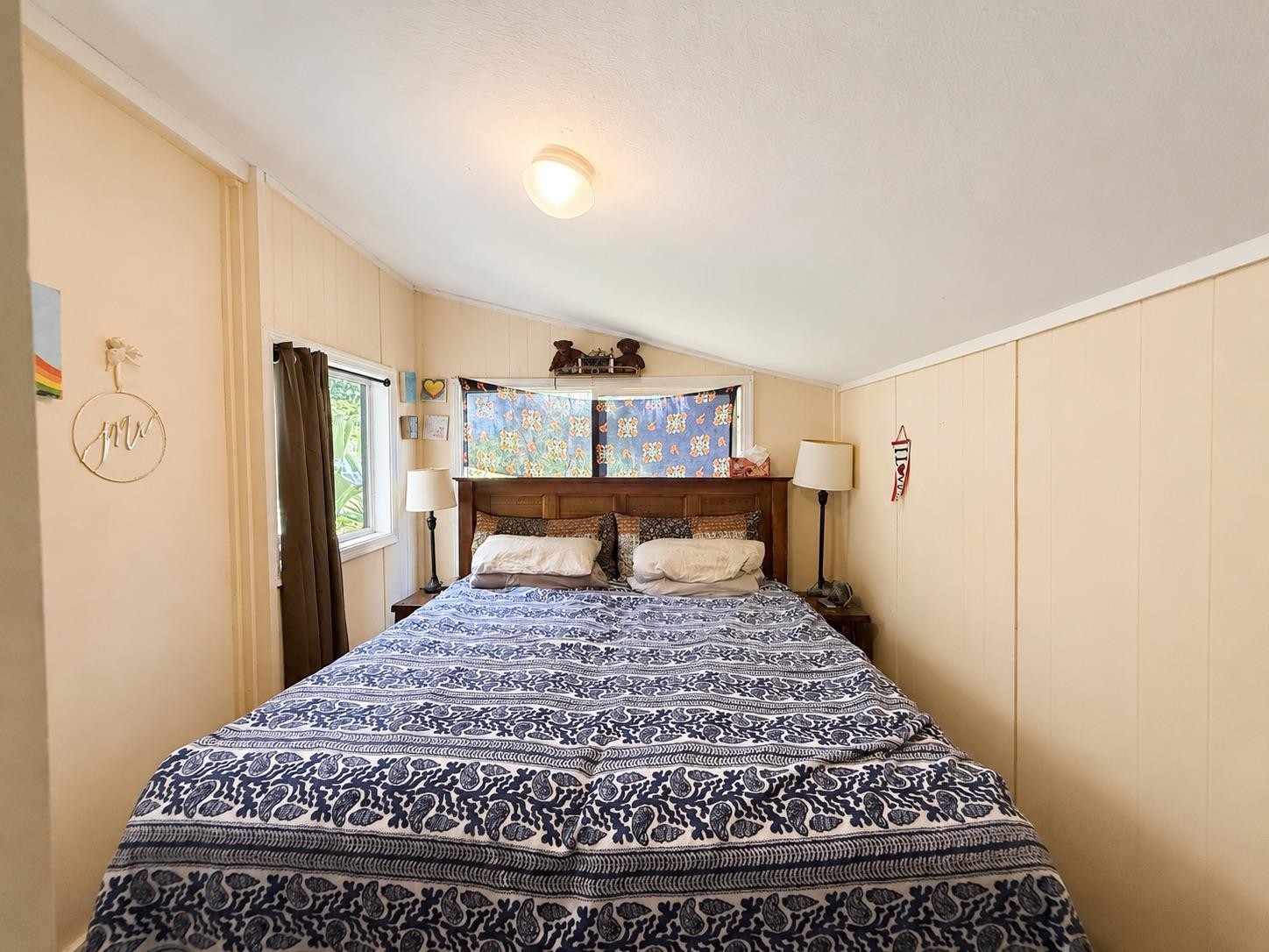 2615 Kaupakalua Road Haiku, HI 96708 - Photo 39 of 47 Plantation House - Bedroom