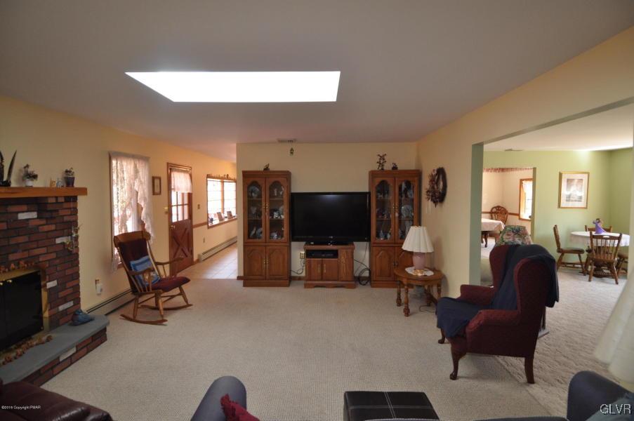 21 Rhododendron Road Jim Thorpe, PA 18229 - Photo 4 of 49 Gallery Image 4